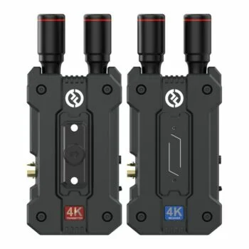 Kahdessa Hollyland Mars 4K UHD -langattomassa videolähettimessä, joissa on antennit ja joissa on punaiset merkinnät "4K-lähetin" ja sininen merkintä "4K-vastaanotin", on rohkeat logot ja vankka, suorakulmainen musta muotoilu.