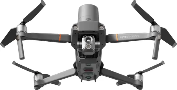 Harmaa DJI Mavic 2 Enterprise Advanced lämpökamera drone näytetään edestä, hieman alhaalta, korostaen sen neljä potkuria, kaksoiskamerat ja kehon anturit.