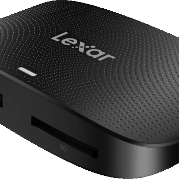 Musta Lexar Cardreader CFExpress Type B/SD UHS-II USB 3.2 Gen2, jossa on kuvioitu pinta, korttipaikat SD- ja CFExpress Type B -kortteja varten ja pieni merkkivalo päällä.
