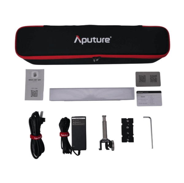 Aputure INFIBAR PB3 RGB LED-valopaneeli (30 cm) -pakkauksen tasainen asettelu, jossa on sen kantolaukku, valopalkki, virtalähde, kaapelit, kiinnitystarvikkeet, kuusiokoloavain, QR-koodikortit ja kompakti käyttöohje - kaikki siististi järjestetty.