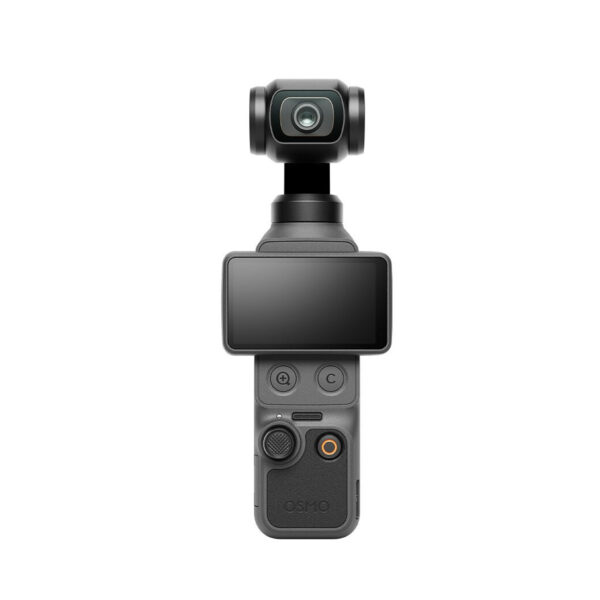 DJI Osmo Pocket 4 - Creator Combo on kompakti musta käsikamera, jossa on sisäänrakennettu gimbaali, ylhäältä kiinnitettävä objektiivi, pieni näyttö ja ohjauspainikkeet valkoista taustaa vasten.