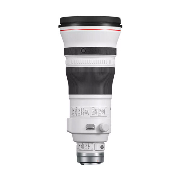 Canon RF 400mm f/2.8 L IS USM on suuri valkoinen teleobjektiivi, jossa on musta etureuna, punainen aksenttirengas, useita säätökytkimiä ja säätörenkaita, jotka on esitetty pystysuoraan valkoista taustaa vasten.